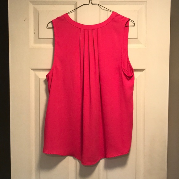 Hot pink sleeveless tank button up - Picture 4 of 4